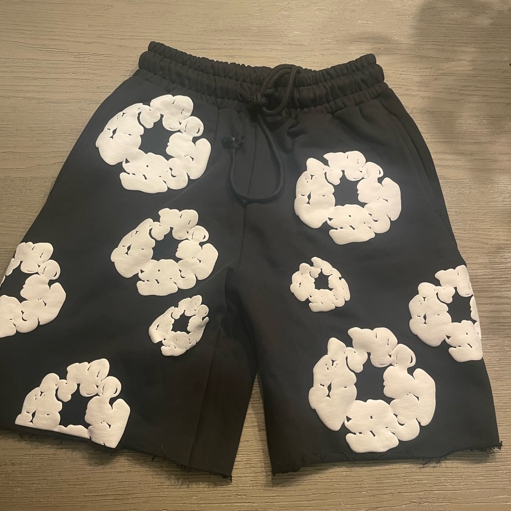 Denim tear shorts